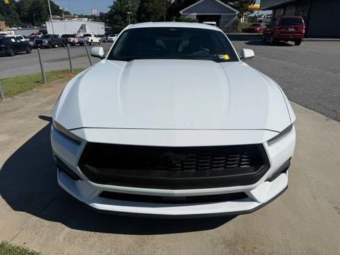 Used 2025 Ford Mustang Premium RWD image 2