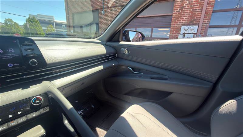Used 2021 Hyundai Elantra SEL w/ Convenience Package FWD image 37