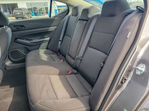 Used 2023 Nissan Altima 2.5 SV image 10