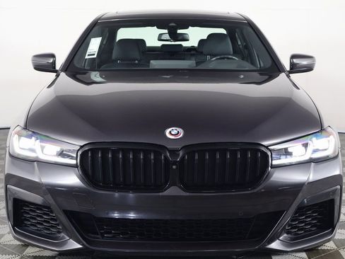 Used 2023 BMW M550i xDrive w/ Executive Package image 2