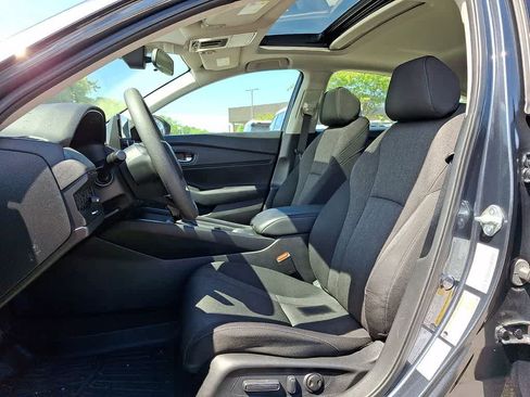 Used 2024 Honda Accord EX image 12