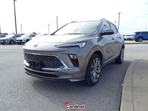 Used 2024 Buick Encore GX Avenir w/ Avenir Technology Package image 15