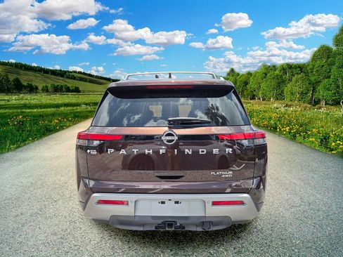 Used 2022 Nissan Pathfinder Platinum w/ Cargo Package AWD/4WD image 5