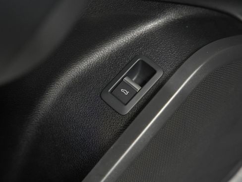 Used 2019 Audi Q5 2.0T Premium w/ Convenience Package image 31