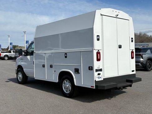 New 2025 Ford E-350 and Econoline 350 Super Duty w/ Power Equipment Group RWD image 3