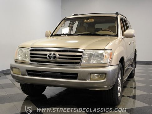 Used 2006 Toyota Land Cruiser image 19