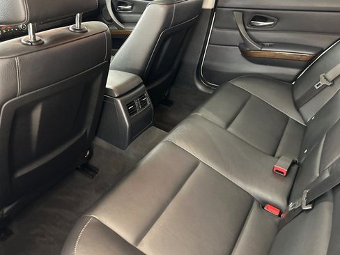 Used 2011 BMW 335d Sedan image 25