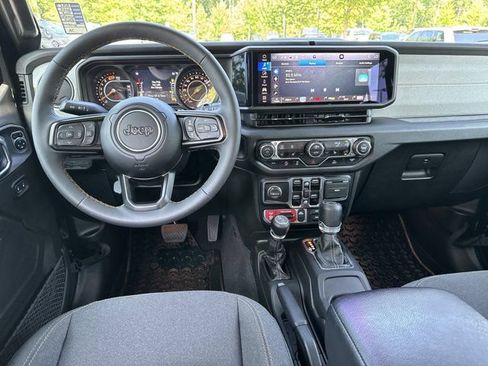 Used 2024 Jeep Wrangler Unlimited Sport AWD/4WD image 26