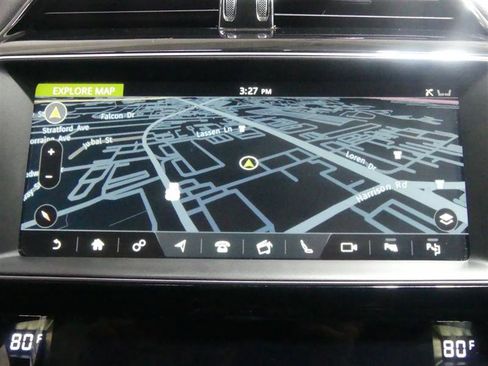 Used 2019 Jaguar F-PACE SVR image 41