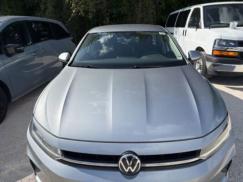 Used 2025 Volkswagen Jetta S image 4