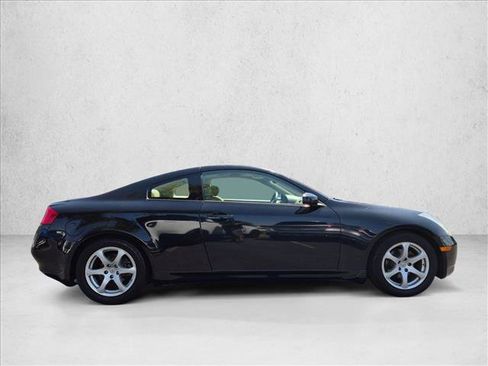 Used 2004 INFINITI G35 Coupe w/ Premium Pkg RWD image 4