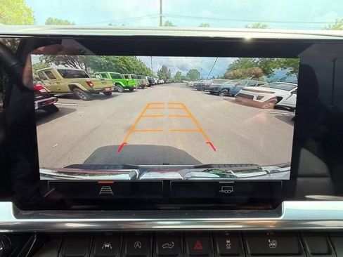 Used 2025 GMC Sierra 1500 SLT RWD image 28