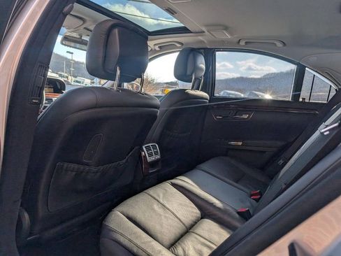 Used 2009 Mercedes-Benz S 450 image 35