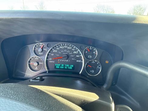 New 2025 GMC Savana 2500 Work Van w/ Driver Convenience Package image 19