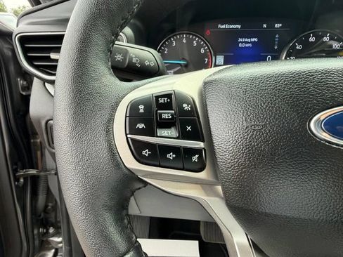 Used 2023 Ford Explorer XLT w/ Equipment Group 202A AWD/4WD image 26