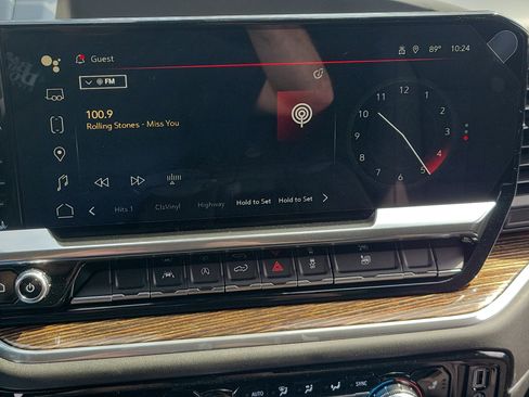 New 2025 GMC Sierra 1500 SLE w/ Preferred Package image 23