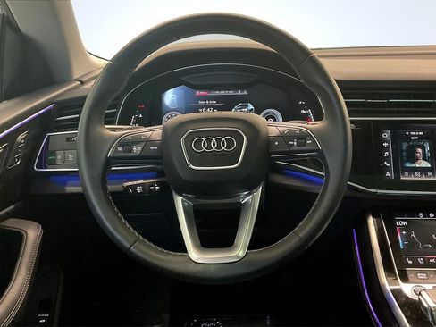 Used 2023 Audi Q8 Premium Plus w/ Premium Plus Package image 5