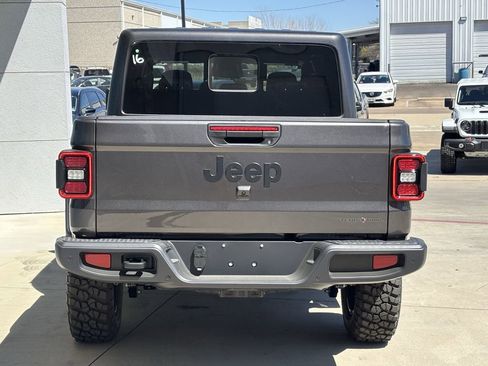 New 2026 Jeep Gladiator Sport image 4