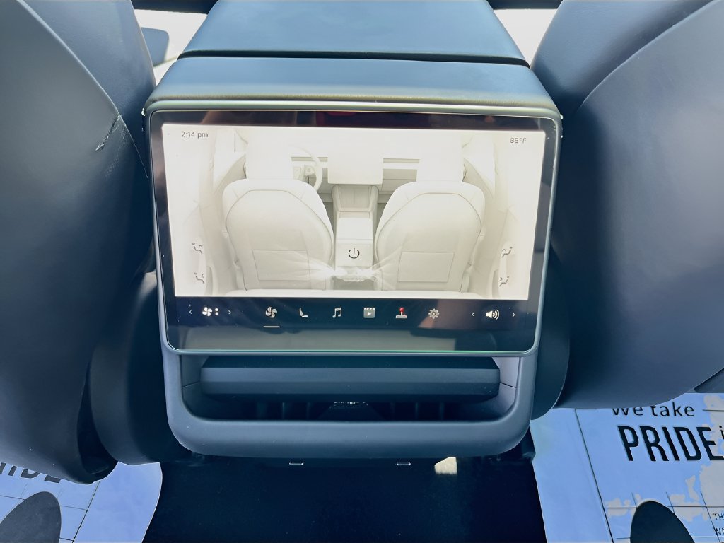 Used 2025 Tesla Model 3 Long Range RWD image 27