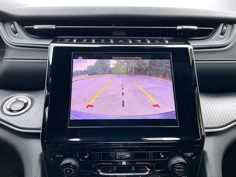 Certified 2023 Jeep Grand Cherokee Altitude AWD/4WD image 13