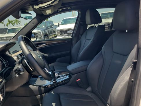 Used 2019 BMW X3 sDrive30i RWD image 12