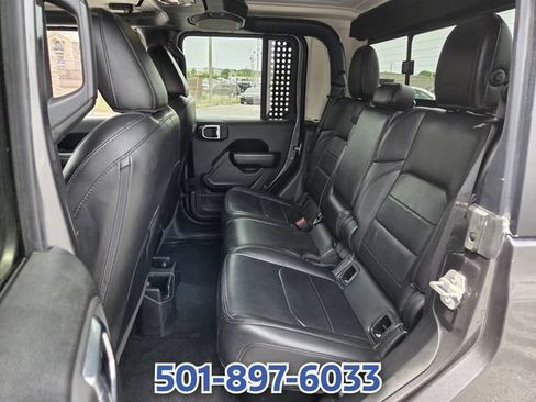 Used 2023 Jeep Gladiator Sport AWD/4WD image 10