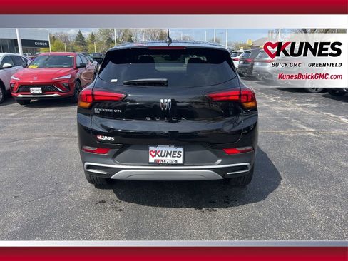 Used 2025 Buick Encore GX Preferred AWD/4WD image 6