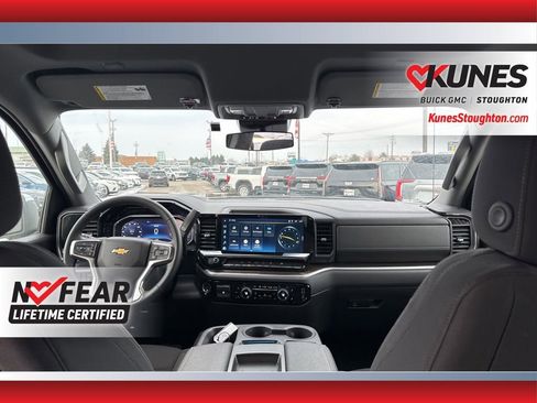 Used 2025 Chevrolet Silverado 1500 LT image 36