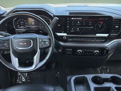 Used 2025 GMC Sierra 1500 SLT RWD image 15