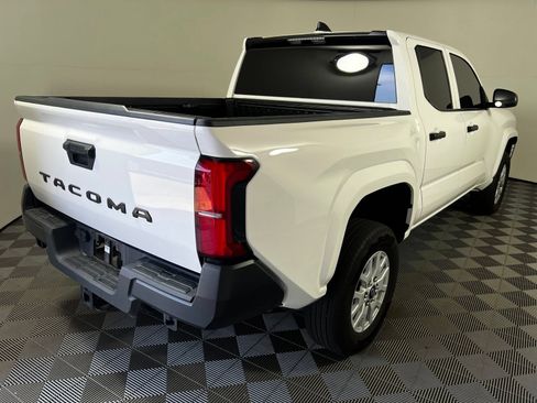 Used 2025 Toyota Tacoma SR RWD image 5