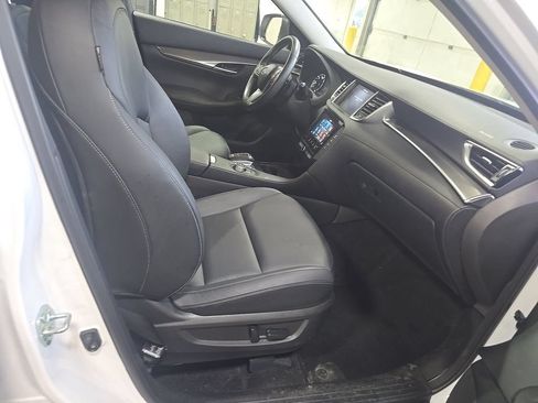 Certified 2023 INFINITI QX50 Pure AWD/4WD image 8