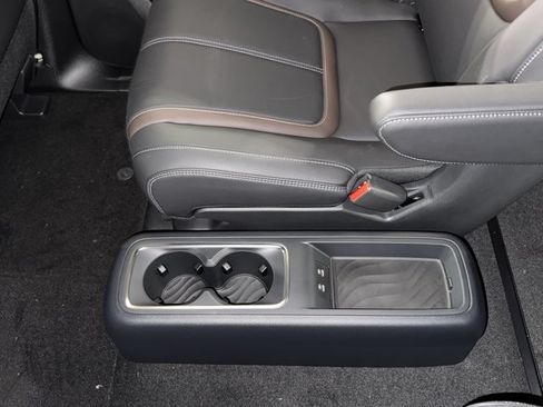 New 2026 Nissan Armada SL w/ Captain's Chari Seat Package AWD/4WD image 30