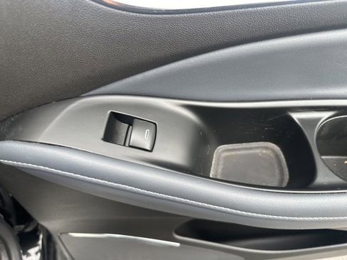 Used 2023 Buick Enclave Essence w/ Experience Buick Package image 29