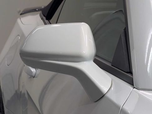 Used 2021 Chevrolet Camaro ZL1 RWD image 30