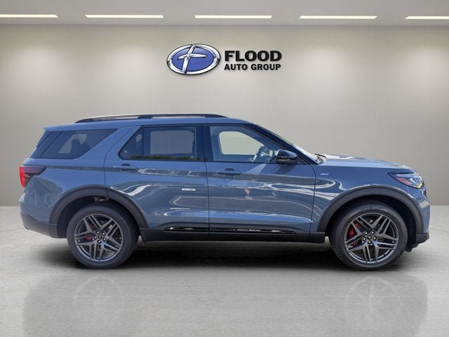 New 2026 Ford Explorer ST-Line w/ ST-Line Street Pack AWD/4WD image 4