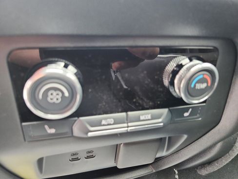 New 2025 Buick Enclave Avenir w/ Super Cruise Package image 11