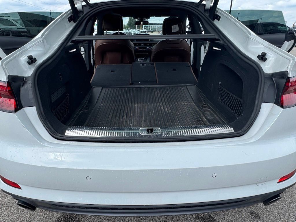Used 2018 Audi A5 2.0T Premium Plus w/ Premium Plus AWD/4WD image 11