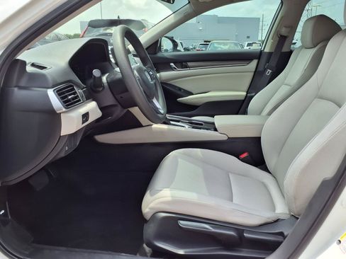 Certified 2020 Honda Accord LX image 11
