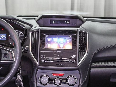 Used 2017 Subaru Impreza 2.0i image 12