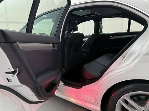 Used 2014 Mercedes-Benz C 250 Sedan image 21