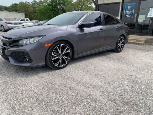 Used 2018 Honda Civic Si image 3