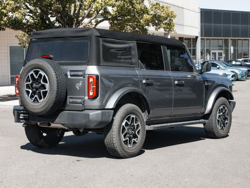 Used 2024 Ford Bronco Outer Banks AWD/4WD image 5