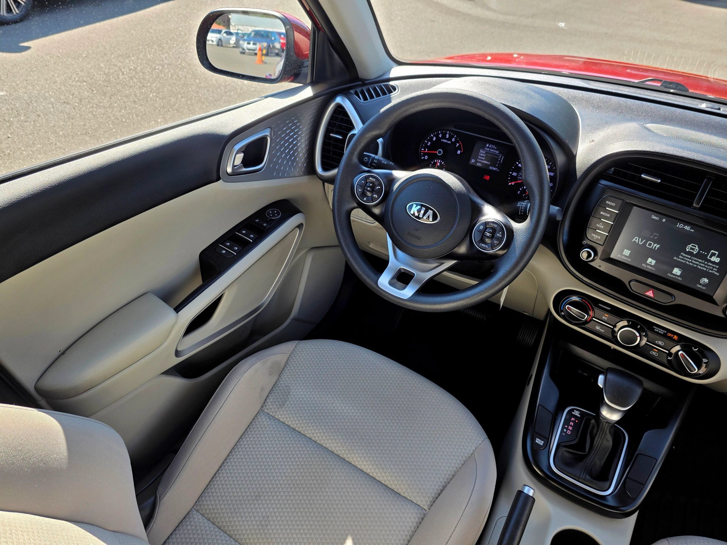 Used 2020 Kia Soul LX FWD image 27