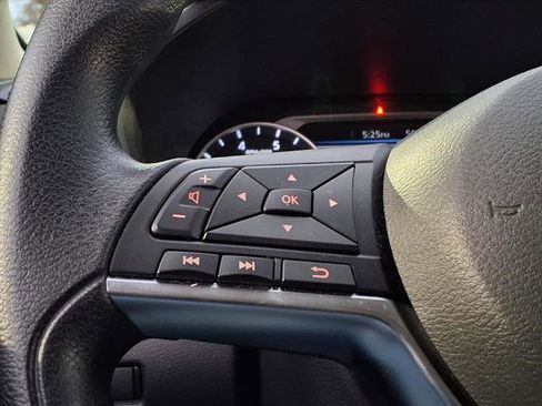 Used 2024 Nissan Sentra SV image 11