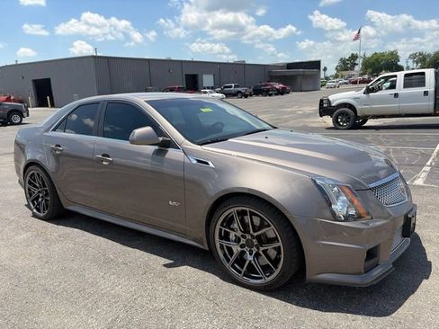 Used 2012 Cadillac CTS V RWD image 3