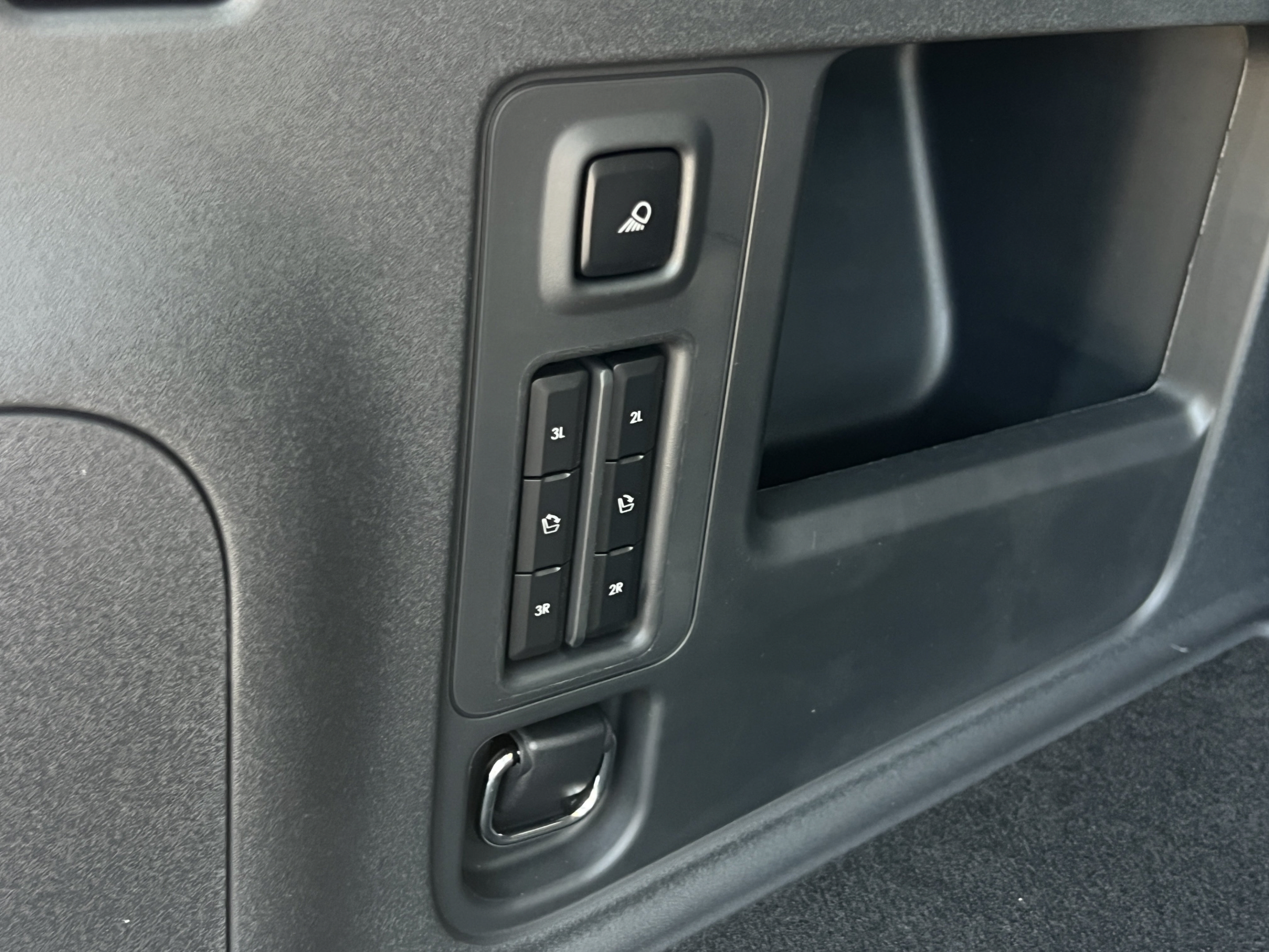 New 2027 Lincoln Navigator Premiere RWD image 24