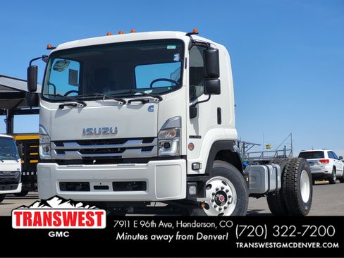 New 2026 Isuzu FTR RWD image 1