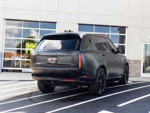 Used 2024 Land Rover Range Rover SE AWD/4WD image 14