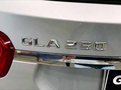 Used 2016 Mercedes-Benz GLA 250 4MATIC image 10