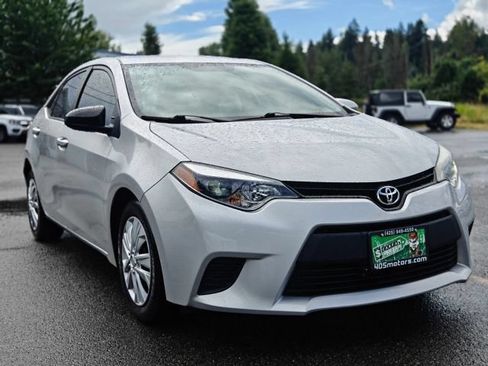 Used 2014 Toyota Corolla LE FWD image 1